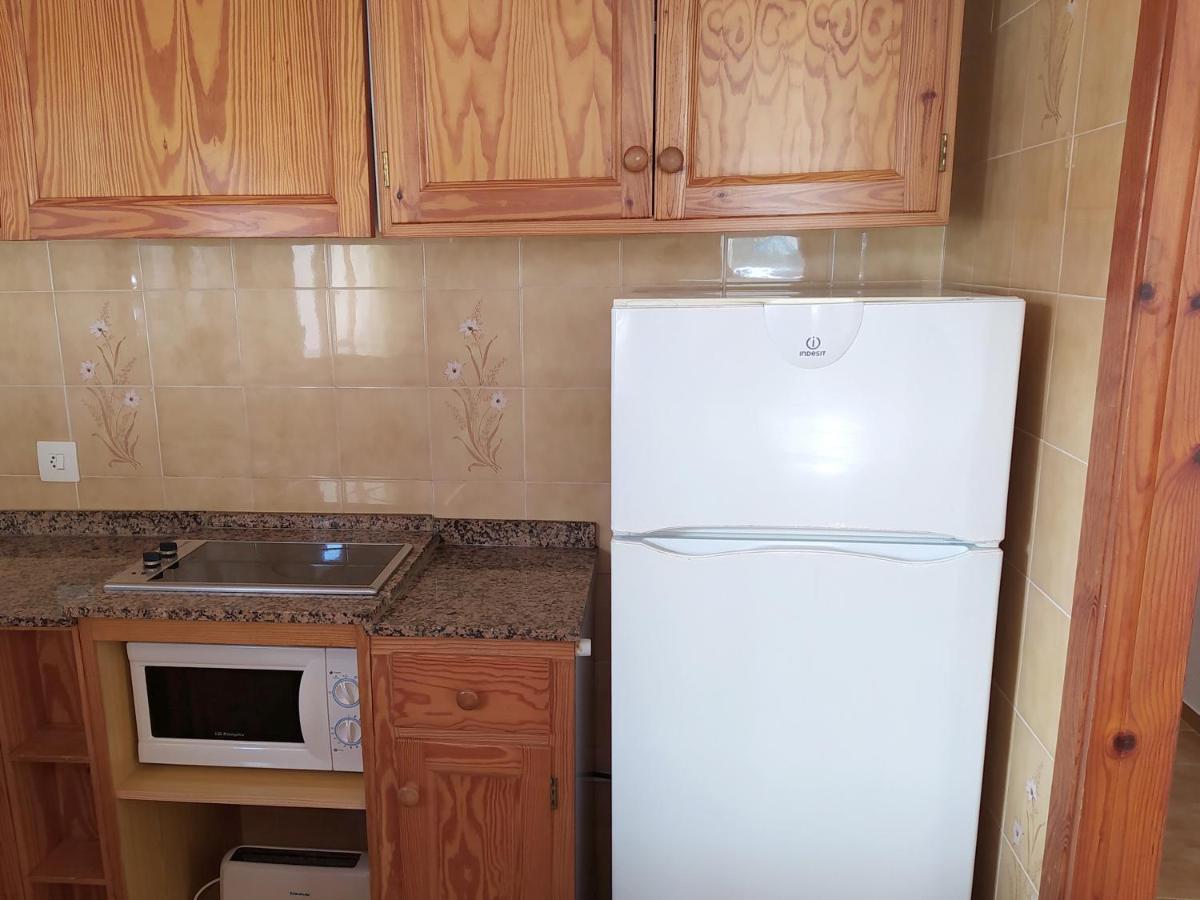 Apartamentos Es Puet Blanc Portinatx Bagian luar foto