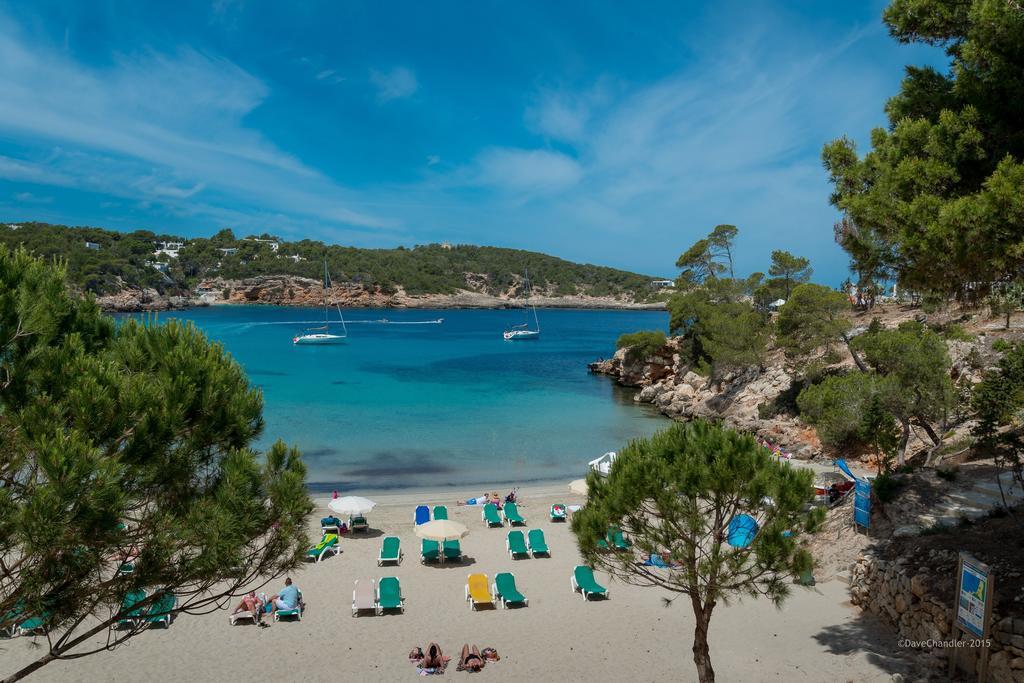 Apartamentos Es Puet Blanc Portinatx Bagian luar foto