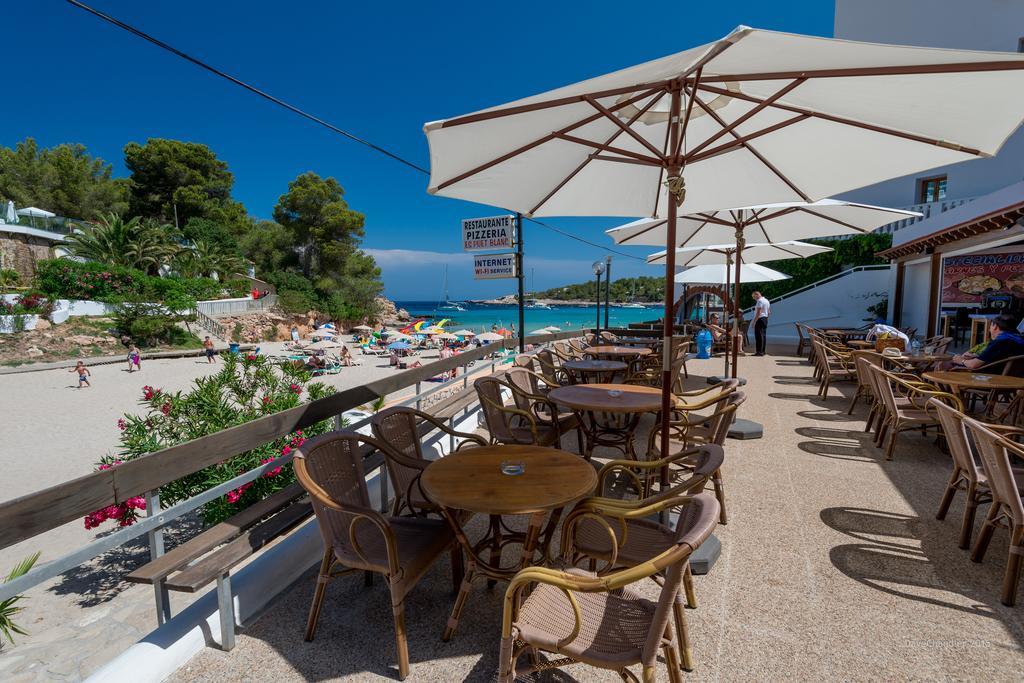 Apartamentos Es Puet Blanc Portinatx Bagian luar foto