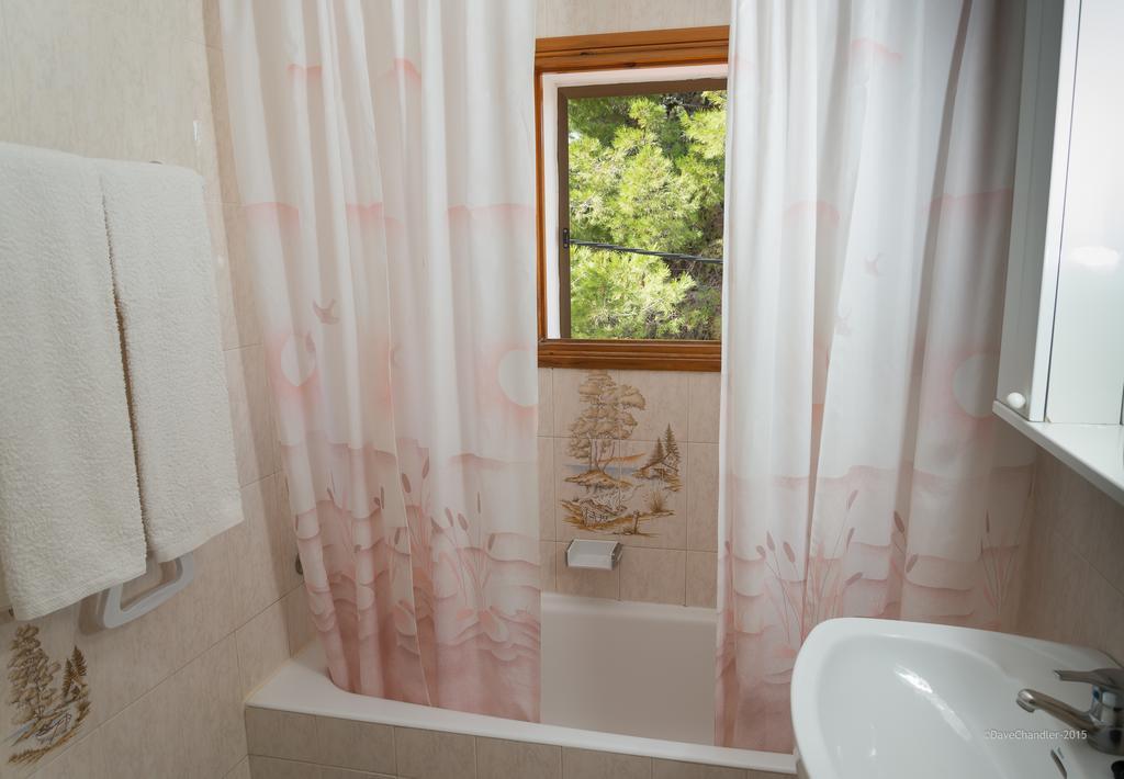 Apartamentos Es Puet Blanc Portinatx Ruang foto